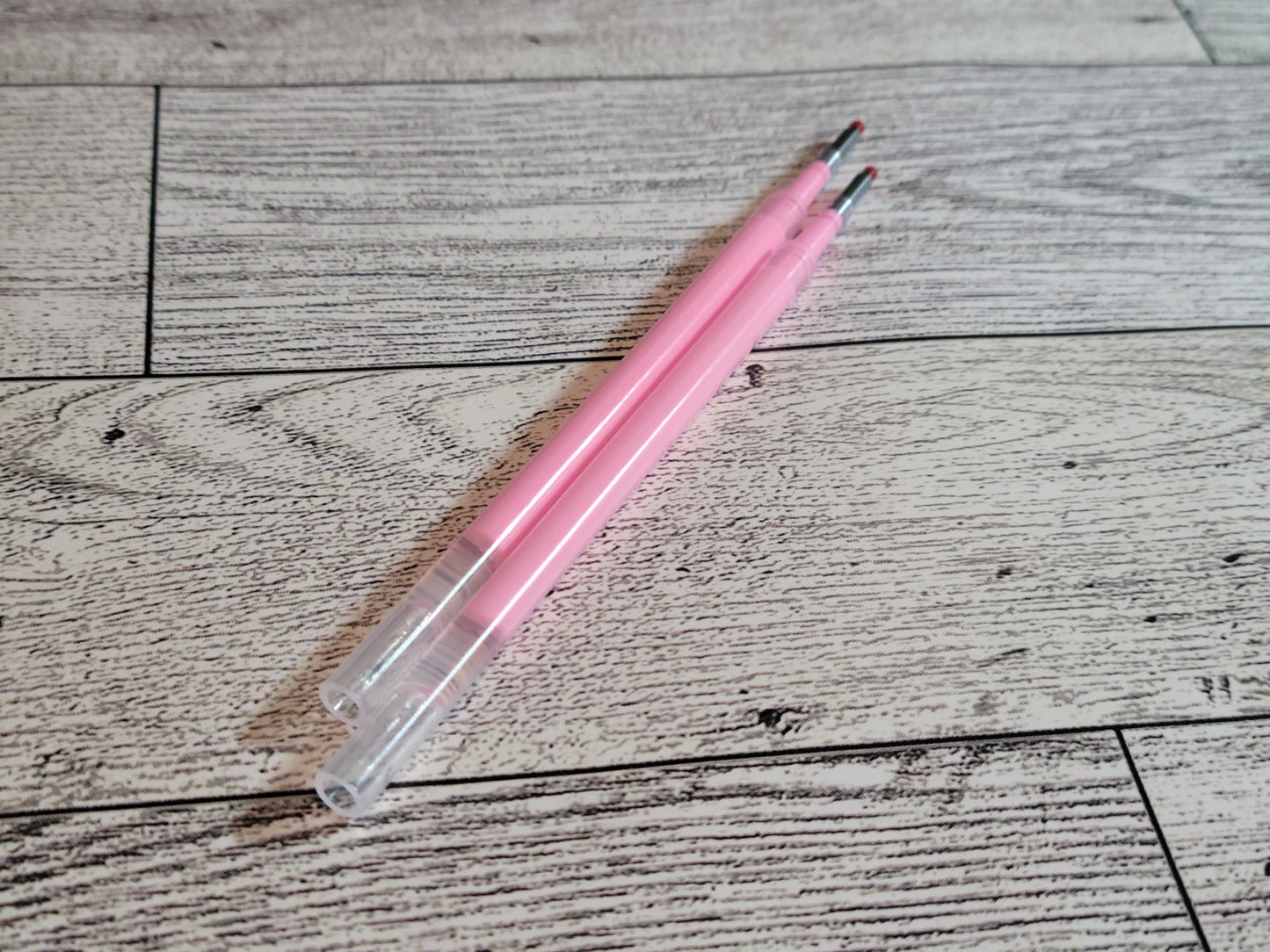 Ink Refills: Plastic Pens with Clips