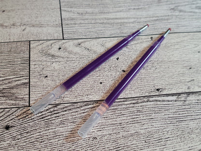 Ink Refills: Plastic Pens with Clips