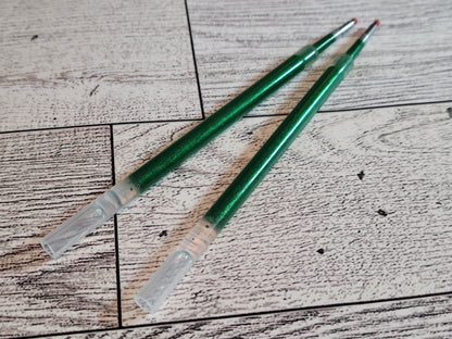 Ink Refills: Plastic Pens with Clips