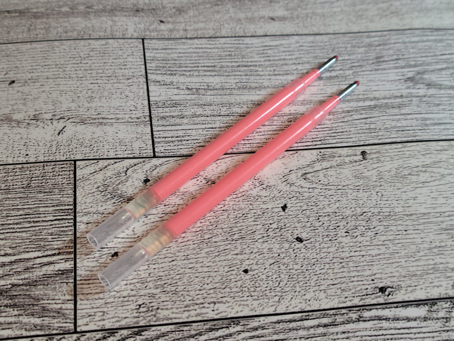 Ink Refills: Plastic Pens with Clips
