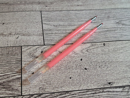 Ink Refills: Plastic Pens with Clips